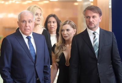 "PREDSEDNIK ME JE ZVAO": Ostoja Mijailović otkrio da se Vučić raspitivao o ostavci Obradovića