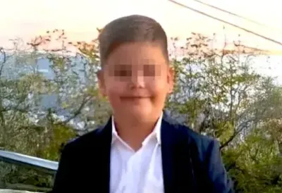 Misterija smrti dečaka (9) u Baru: Roditelji ga vodili u četiri bolnice, niko ga nije hospitalizovao - nalaz obdukcije kasni, gde je nastao propust?
