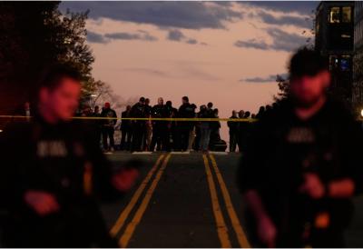 "Stavili svoje živote na kocku" Dvoje mladih gardista bore se za život nakon pucnjave kod Bele kuće: Napadač iz Avganistana bio partner CIA (FOTO)