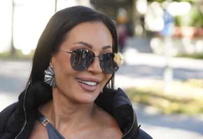 Grudima cepa haljinu: Ceca POKIDALA na snimanju "Zvezda Granda"