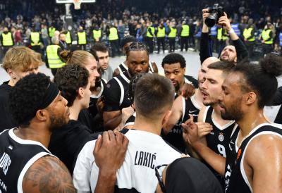 "Deset igrača boli uvo..." Čuveni plej i veliki navijač Partizana opleo po crno-belima - Nije štedeo ni Zvezdu (VIDEO)