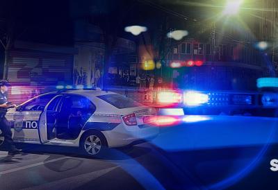 Težak udes u Surčinu: Delovi vozila rasuti po putu - Hitna pomoć i policija na terenu (FOTO)