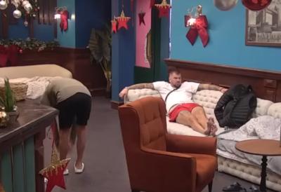 Doktor za ženske zadnjice Janjuš dao disertaciju koje su najbolje pod rukom: Istakla se "Građa kao Snupi"