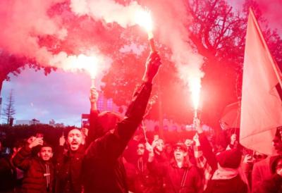 Masovni protesti širom grada: Zbog pogibije muškarca tokom policijske potere demonstracije u Kairuanu - Zadobio smrtonosne povrede od strane nadležnih