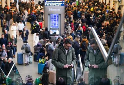 Kvar paralisao najvažniju evropsku vezu: Eurotunel stao, hiljade ljudi zarobljeno dok sat otkucava ponoć - Očaj u tunelu ispod mora "Nemamo plan B ni C"