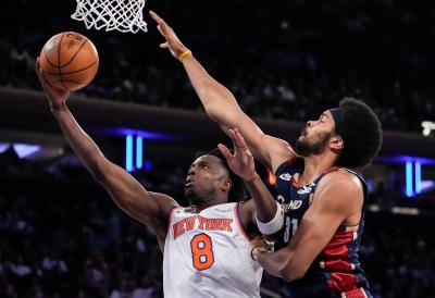 BOŽIĆNI NBA PROGRAM: Njujork bolji od Klivlenda u uzbudljivom meču