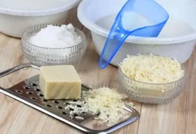 Kako da sami napravite domaći PRAŠAK za pranje veša? Od samo 3 sastojka, a čuva boje i miriše bolje od najskupljeg deterdženta iz prodavnice