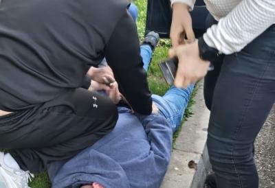 Policijska klopka u Crnoj Gori: Srbin (41) pao na primopredaji, tražio hiljade evra i ajfon pretio eksplicitnim fotografijama - uhapšen dok je uzimao novac