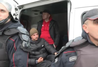 Uhapšen Milan Knežević: 200 policajaca opkolilo demonstrante, prete da će cela Zeta biti blokirana - 