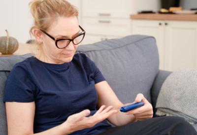 Insulinska rezistencija kod žena postaje OZBILJAN problem - koji signali iz KRVI i svakodnevnih navika otkrivaju da telo PATI