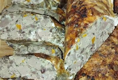 Starinski praznični DELIKATES od jagnjetine: Sočne JAGNJEĆE SARMICE u maramici - domaći recept za slavsku i novogodišnju trpezu