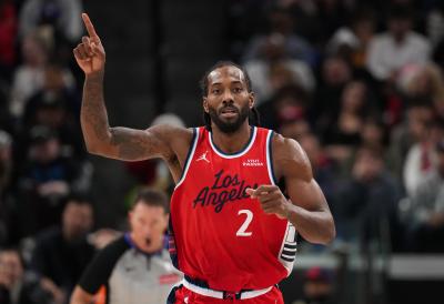 NA RAVNE ČASTI: Kavaj Lenard i Džejlen Braun igrači nedelje u NBA