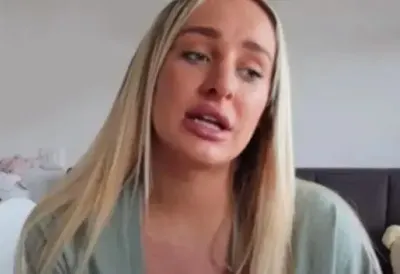 Šta je ovo na licu Lune Đogani? Rijaliti zvezda ladno izbacila snimak od kog bi se mnogi tresli: Pratioci šokirani, ona neprepoznatljiva (FOTO)