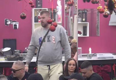 Sad ih je unakazio: Janjuš otkrio sa koliko devojaka iz Bele kuće je imao intimne odnose, sve je detaljno naveo