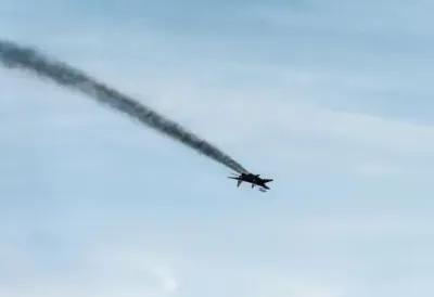 Srušio se avion tokom prinudnog sletanja: Najmanje sedam osoba poginulo, istraga u toku