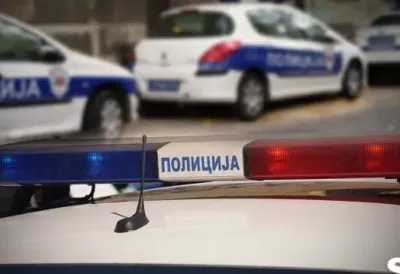 Tragedija u selu Vrelo kod Niša: Žena pronađena mrtva pored puta dok je čekala autobus, uzrok smrti i dalje nepoznat