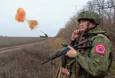 Ukrajinci priznali: Rusi prodiru kroz centar Vovčanska, od grada ostale samo ruševine (FOTO)