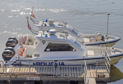 Prevrnuo se čamac u Savi: Ima mrtvih, policija izvlači ljude iz ledene reke