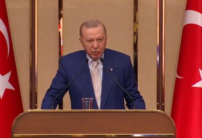 "To ne znači da ćutimo pred ugnjetavanjem" Erdogan se obratio naciji: Oštru poruku poslao političkom vrhu ove države