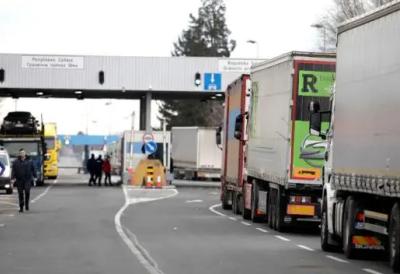 Pakao na graničnim prelazima: Teretnjaci na Batrovcima čekaju 15 sati, višesatna zadržavanja i na ostalim
