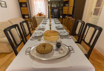 Veruje se da donose nesreću: Ove poklone NIKAKO NE NOSITE domaćinima koji slave Svetog Nikolu - Obratite pažnju i na izbor cveća