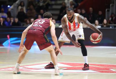 "Hej nemoj da se kriješ" Gnusne uvrede za Miler-Mekintajera! Sve podelio JAVNO uz poruku (FOTO)