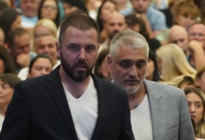 "Ljutim se kad mi pukne jaje": Čeda Jovanović i Aca Kos zajedno proslavljaju Uskrs - Prijatelj ga "zakucao" u tradicionalnom običaju