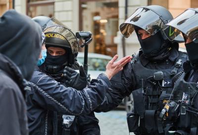 "Govorio je da će izrešetati grad" Detalji krvavog obračuna u gradskoj kući - Gradonačelnik ranjen, dvoje mrtvih