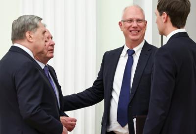 Putinov čovek spreman za razgovor sa Trampovim ljudima: Stigao u Floridu pa objavio fotogragiju