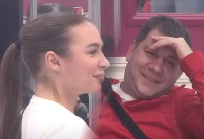 Sara se pokajala što nije ostala sa Ivanom, sve mu oprašta: "Prijalo mi je kad smo se poljubili"