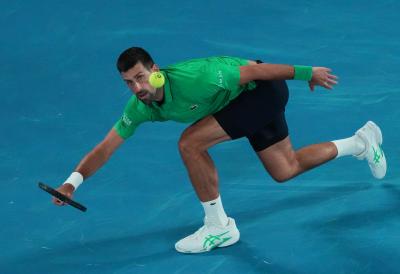 NOVAK EKSPRESNO DO 100. POBEDE NA AUSTRALIJAN OPENU: Srpski teniser se posle dva meseca vratio na teren i izborio plasman u drugo kolo