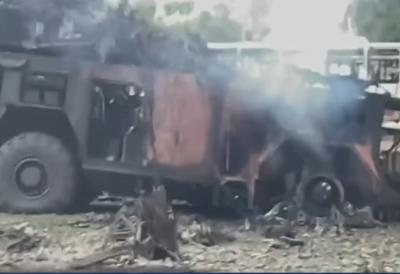 (VIDEO) Pogledajte užasavajuće prizore razaranja: Nakon američkog napada na Venecuelu ostala samo pustoš, putevi sprženi a olupine razbacane na sve strane