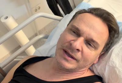 Enis Bešlagić hitno operisan: Popularni glumac se oglasio iz bolnice, evo šta je otkrio