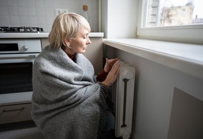 Evo kako da umanjite račun za struju i do 70 odsto: Stručnjak otkriva koji je najefikasniji način grejanja, oko klima- uređaja vlada NAJVEĆA zabluda