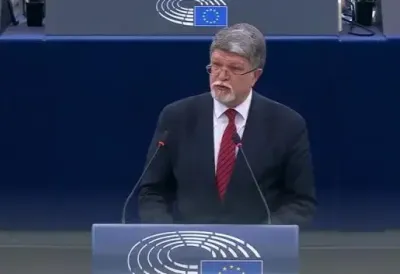 RASKOL MEĐU BLOKADERIMA ZBOG PICULE: Dok ga jedni proglašavaju za oslobodioca, drugi odlučni da Srbima nikada nije bio potreban tutor iz inostrastva!