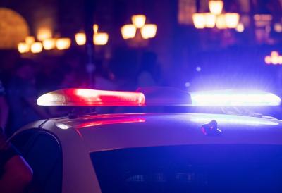 Tinejdžeri divljali u BMW-u 200 na sat a onda skočili u vodu: Policija u jurnjavi kakva se viđa samo u filmovima, pored auta pronašli nešto što još komplikuje slučaj - ovo su šokantni detalji