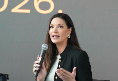 Ova plavuša je rođena sestra Sanje Kužet: Uopšte ne liči na voditeljku, u životu ih ne biste povezali