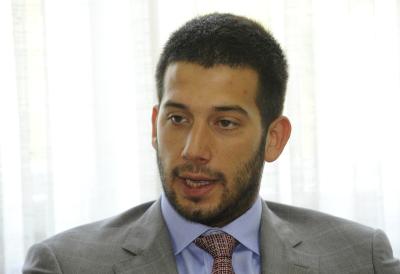 Ima sede vlasi, ali i dalje je SAN SVIH ŽENA: Evo kako danas izgleda Vanja Udovičić - pojavio se na tribinama i dospeo u centar pažnje (FOTO)