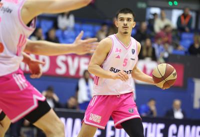 Stotka Mege: Ružičasti u polufinalu KRK