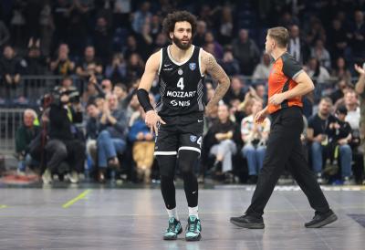 ROĐENDANSKI POKLON: Dvejn Vašington promenio tim - Agent košarkaša potvrdio transfer