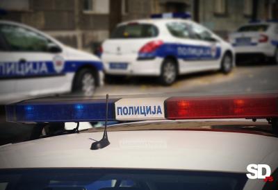 Učenik objavio uznemirujuću poruku: Panika u osnovnoj školi u Zemunu - hitno alarmirana policija, roditelji zabrinuti