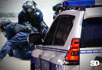 Taksijem došli do lokala na Novom Beogradu, bacili bombu i sve snimili: Saslušani osumnjičeni mladići - ovako su se branili