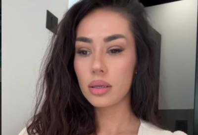 "Devojci su AMPUTIRALI NOGU, nadam se da te je sram" Nakon tragedije u Sarajevu oglasio se pevač u šoku zbog slike influenserke sa mesta jezivog udesa