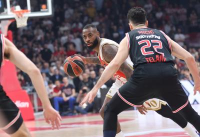 NOVI PROBLEM POSLE JOŠ JEDNOG PORAZA: Plejmejker povredio koleno u samoj završnici meča