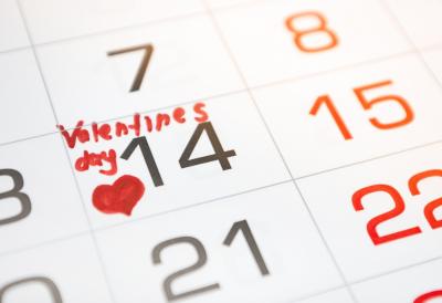 U Zrenjaninu osvanula najneobičnija poruka za Dan zaljubljenih: "Marko! Reci ženi za nas ili ću ja!"