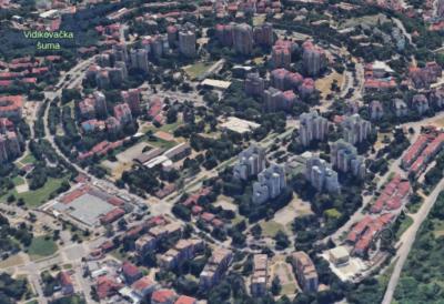 "POKRETNI KONTEJNER" Neobičan automobil uslikan na Vidikovcu, mreže eksplodirale od neverice: "Stvarno je ružan" (FOTO)