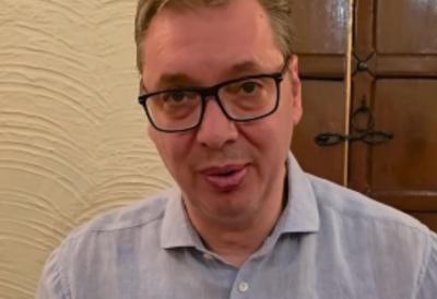 (VIDEO) "Ljuta hrana, a ja se pravim da mi nije ništa"  Vučić objavio snimak iz Indije: "Tražio sam i papričice, teško je i meni da podnesem"