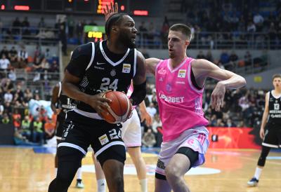 HAOS U NIŠU! Prekinuto polufinale Partizan - Mega