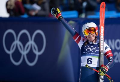 U SENCI PADA LINDZI VON: Američka skijašica Brizi Džonson osvojila zlatnu medalju u spustu na ZOI