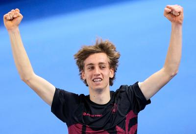 MLADI ČEH NAJBOLJI U BRZOM KLIZANJU: Metodej Jilek osvojio zlatnu medalju